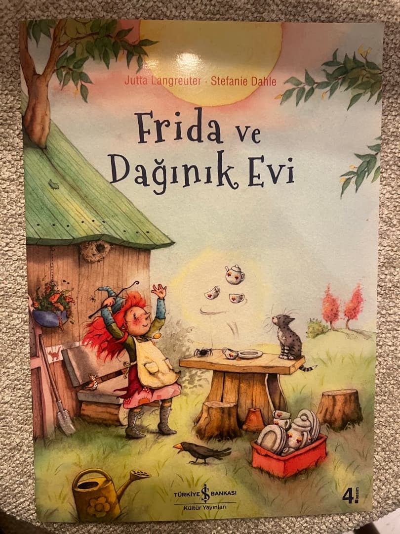 Foto 1 van Frida ve Dağınık Evi