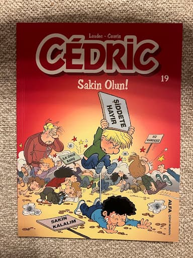 Foto 1 van Cédric 19 - Sakin Olun!