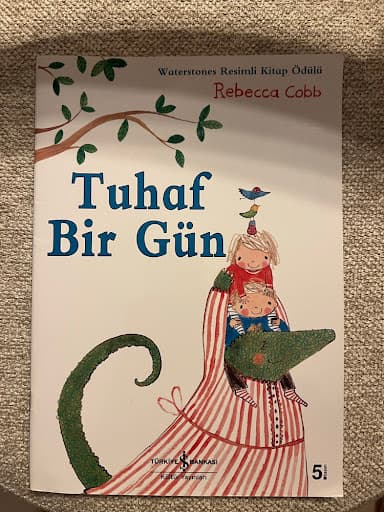 Foto 1 van Tuhaf Bir Gün