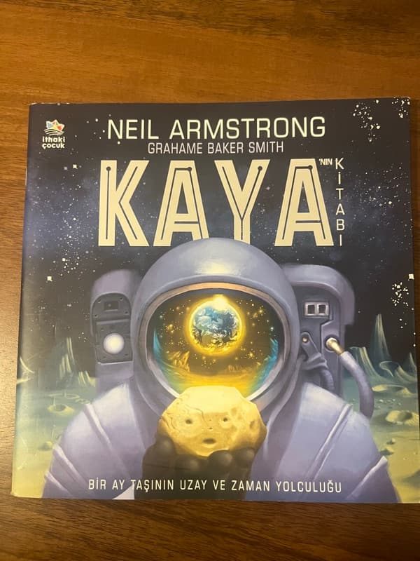 Foto 1 van Neil Armstrong'un Kaya Kitabı