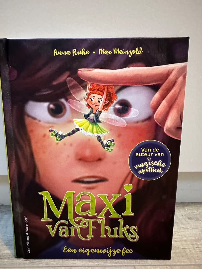 Foto 1 van Maxi van Fluks Een eigenwijze fee