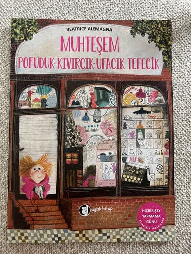 Foto 1 van Muhteşem Pofuduk-Kıvırcık-Ufacık Tefecik