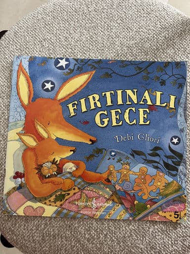 Foto 1 van Fırtınalı Gece