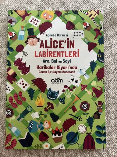 Foto 1 van Alice'in Labirentleri